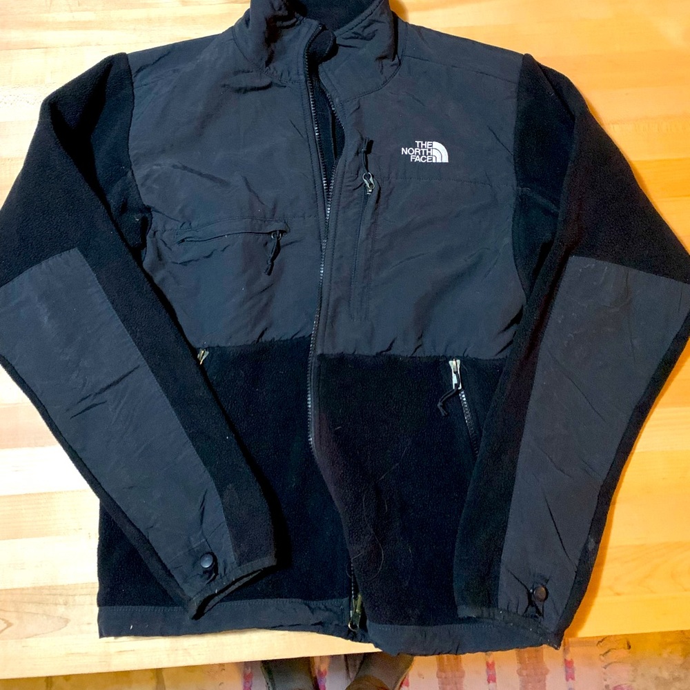 Men’s small The North Face fleece zip up.